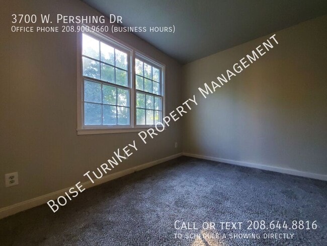 Building Photo - 3700 Pershing Dr