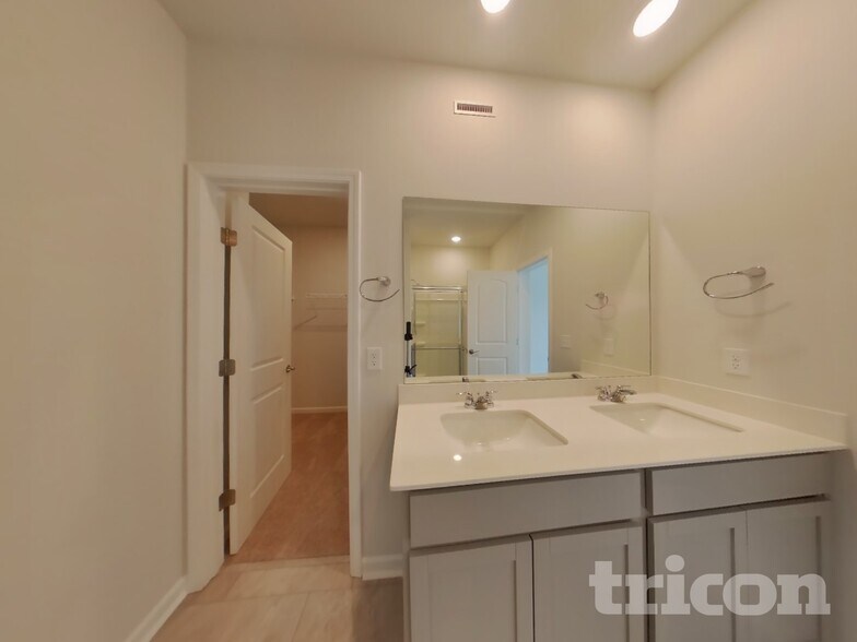 Building Photo - 4633 Marcus Venture Pl