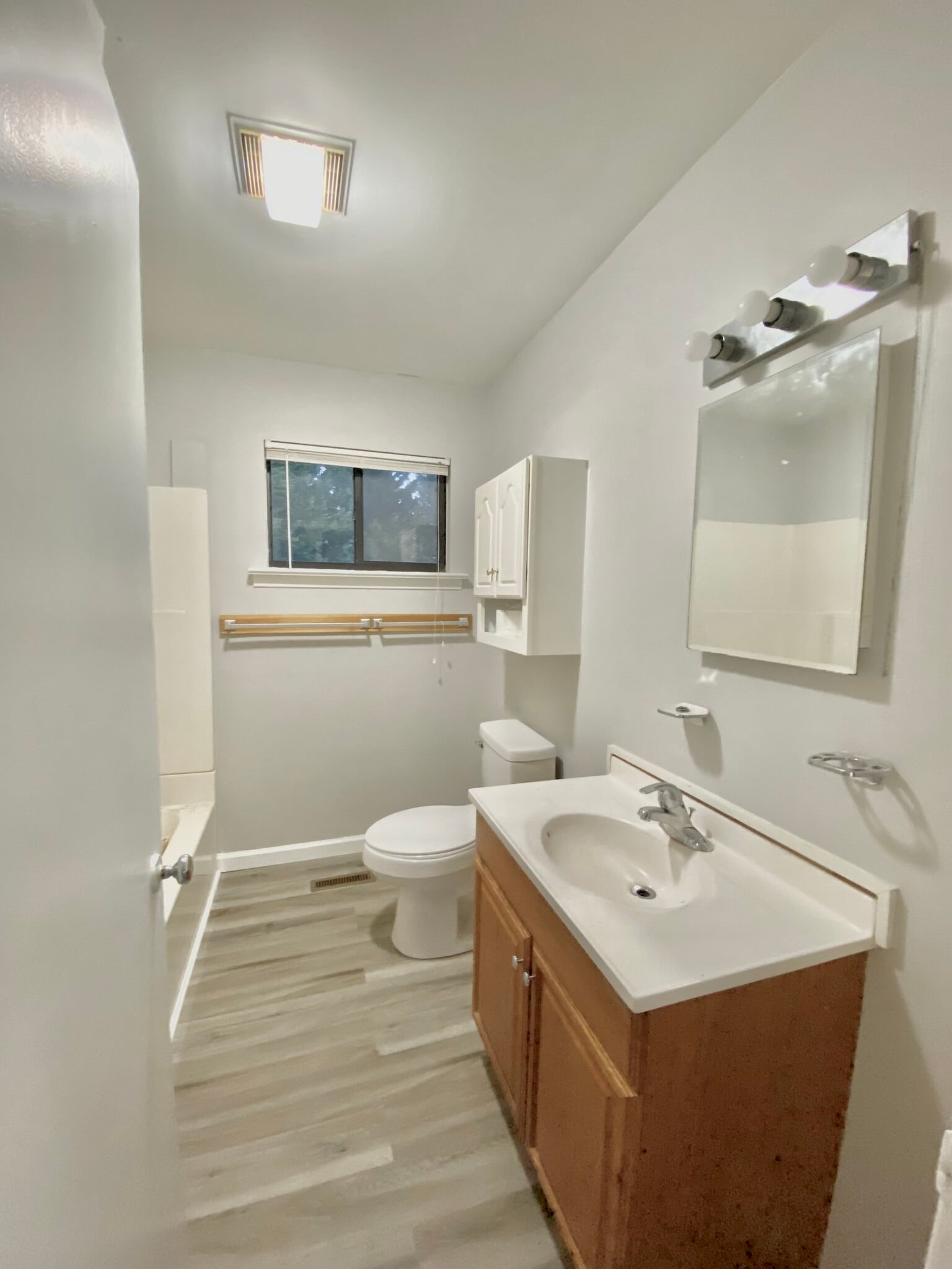 Bath with lots of storage - 9 Coburn Dr