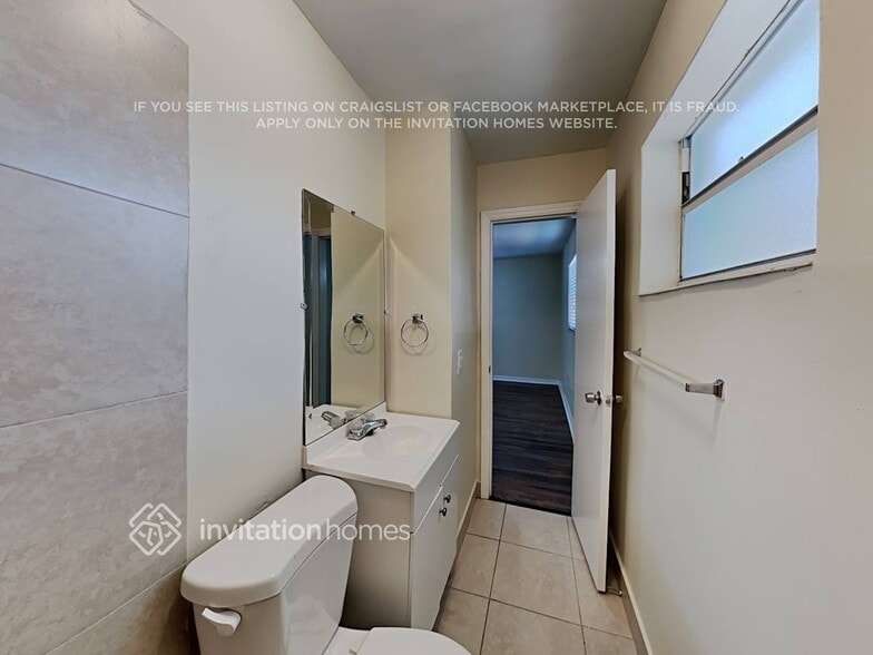 Building Photo - 6561 Thomas St