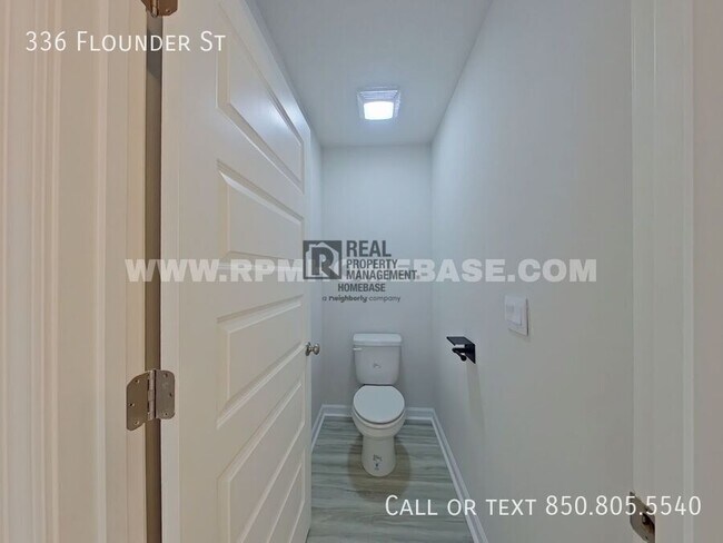 Building Photo - 336 Flounder St