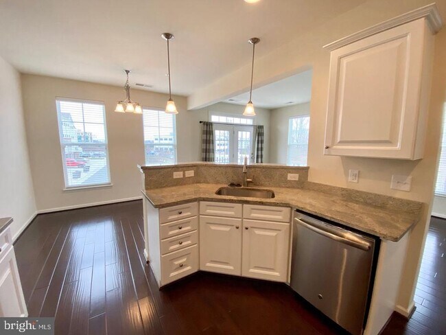 Building Photo - 24622 Seacliff Terrace