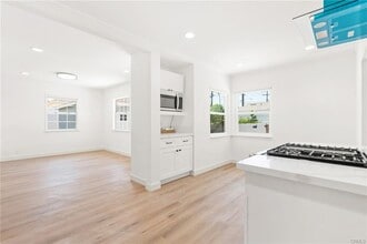Building Photo - 2704 184th St