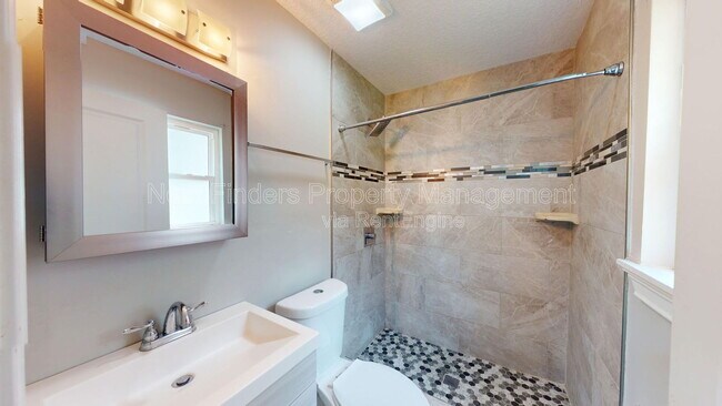 Building Photo - 11671 Shellfish Dr