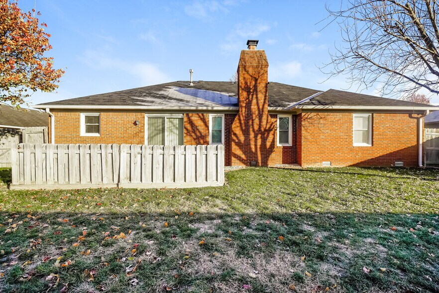 Building Photo - 5349 Tracey Jo Rd