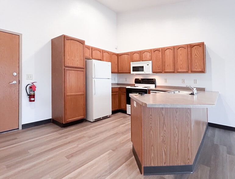 Building Photo - College Avenue Apartments