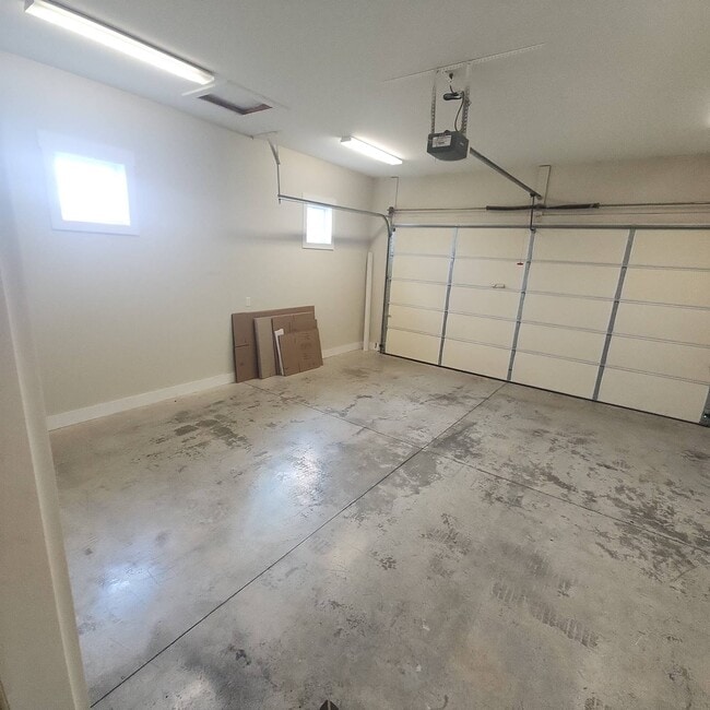 Building Photo - 1137 Cross Pointe Dr