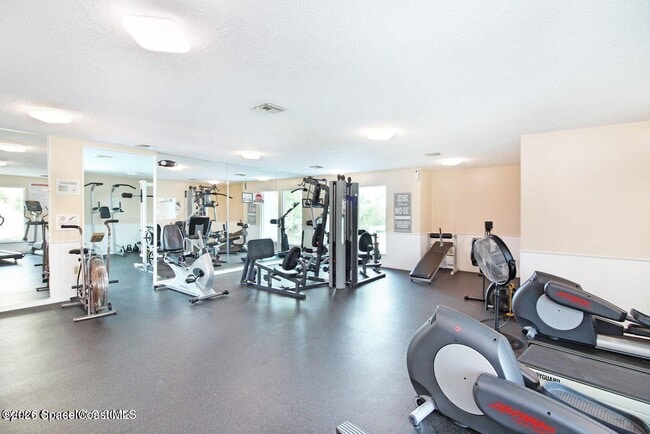 Building Photo - 807 Mystic Dr
