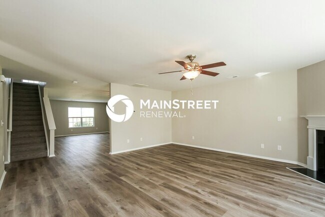 Building Photo - 3 Bedroom Pet-Friendly Home in HUNTERSVILLE, NC with Main Street Renewal