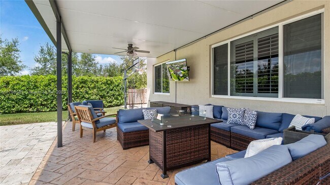 Building Photo - 12780 SW 224th St