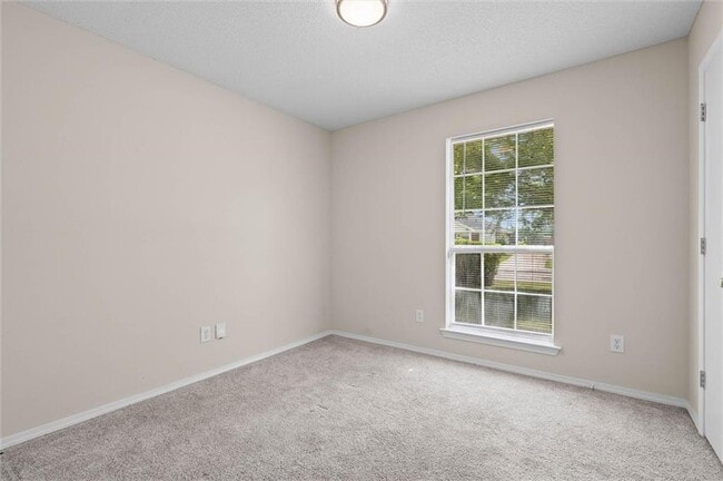 Building Photo - 1469 Homestead Dr S