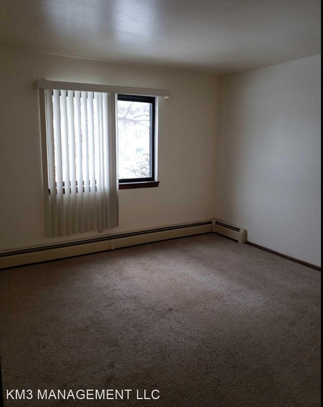 Building Photo - 6333 N Denmark St