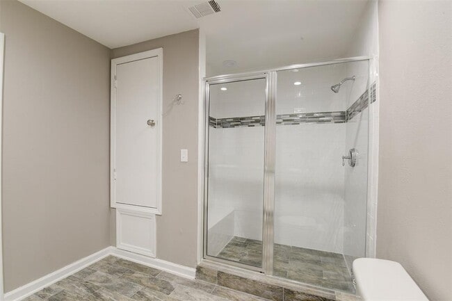 Building Photo - 3491 Balboa Cir