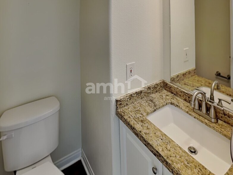 Building Photo - 7960 Imperial Treasure St