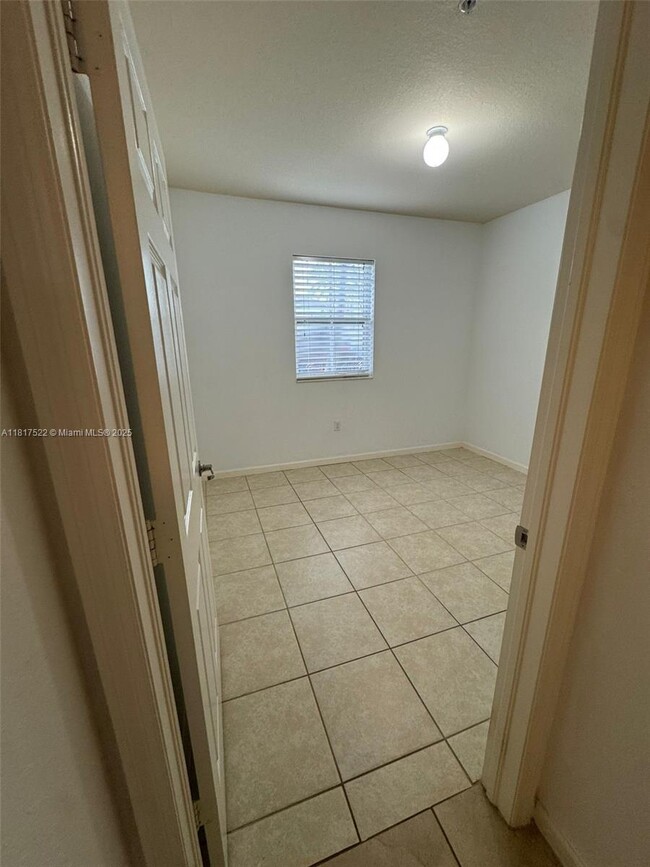 Building Photo - 8620 NW 97th Ave