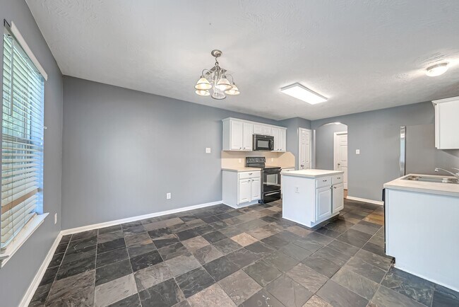 Building Photo - 16393 Ryan Guinn Way