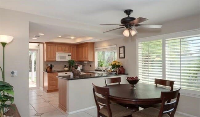 Building Photo - 4600 Vía Pamplona