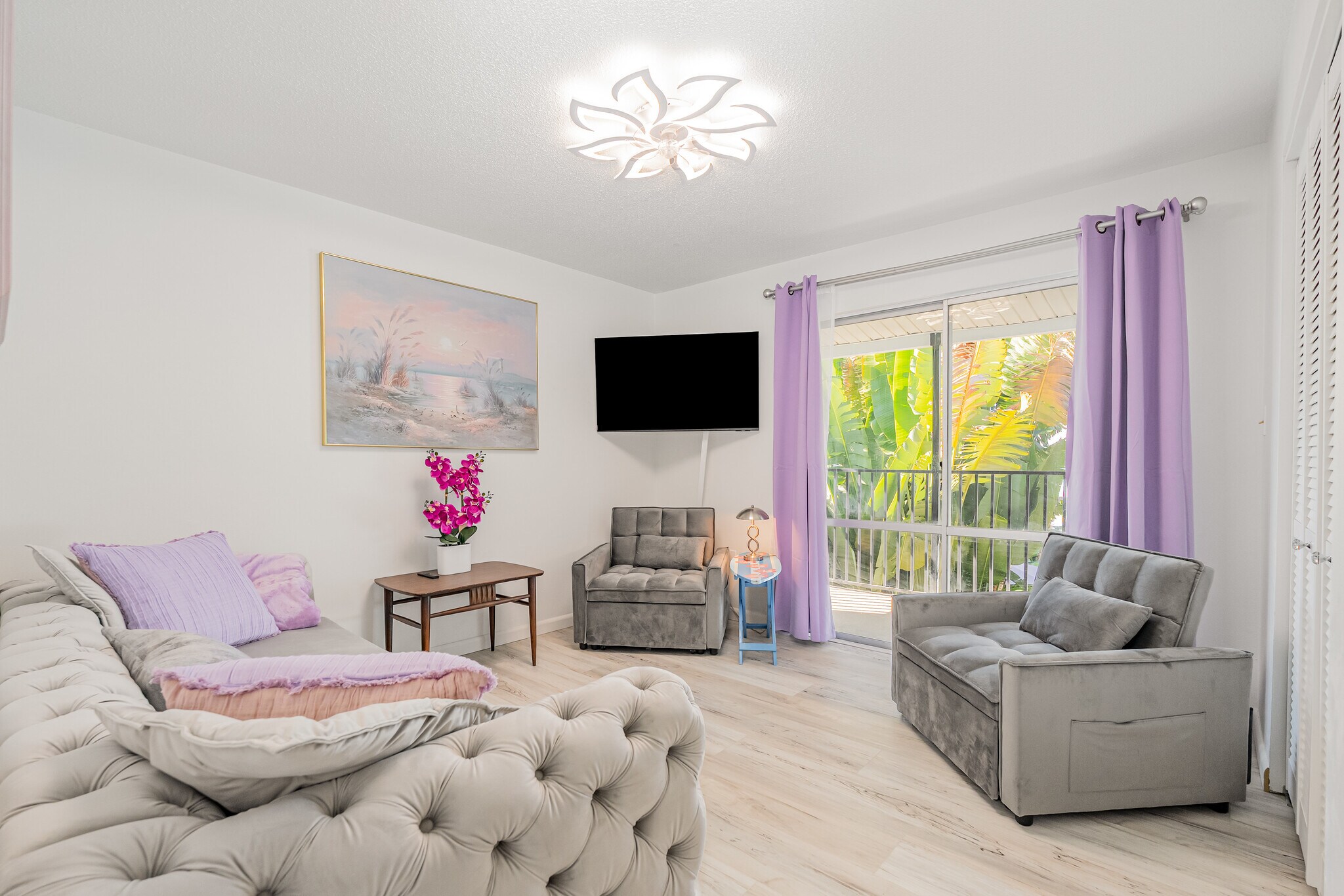 Building Photo - 279 S Brevard Ave