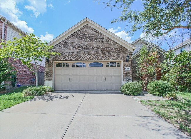 Primary Photo - 6410 Guilford Glen Ln
