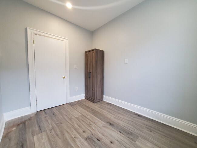 3139 JFK Blvd 201 - 3144 John F Kennedy Blvd