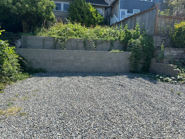 Off Street Parking - 5231 12th Ave NE