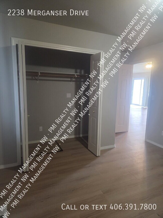 Building Photo - 2238 Merganser Dr