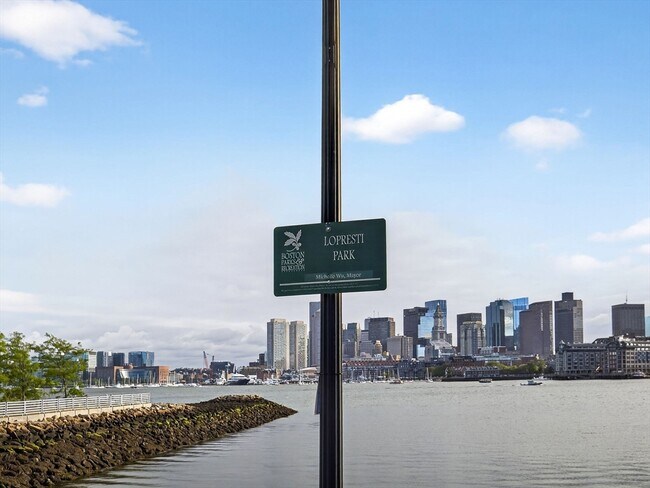 Building Photo - 238 Havre St