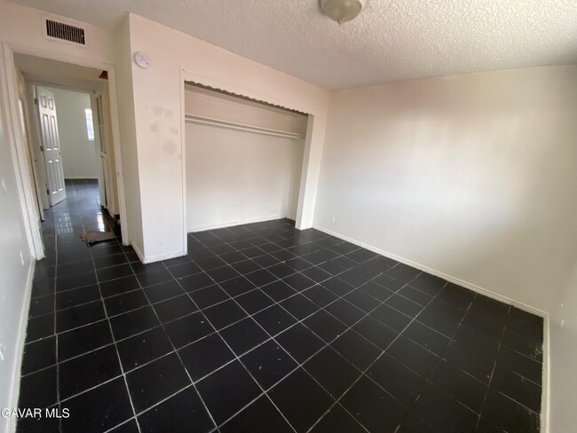 Building Photo - 1108 Monterey St