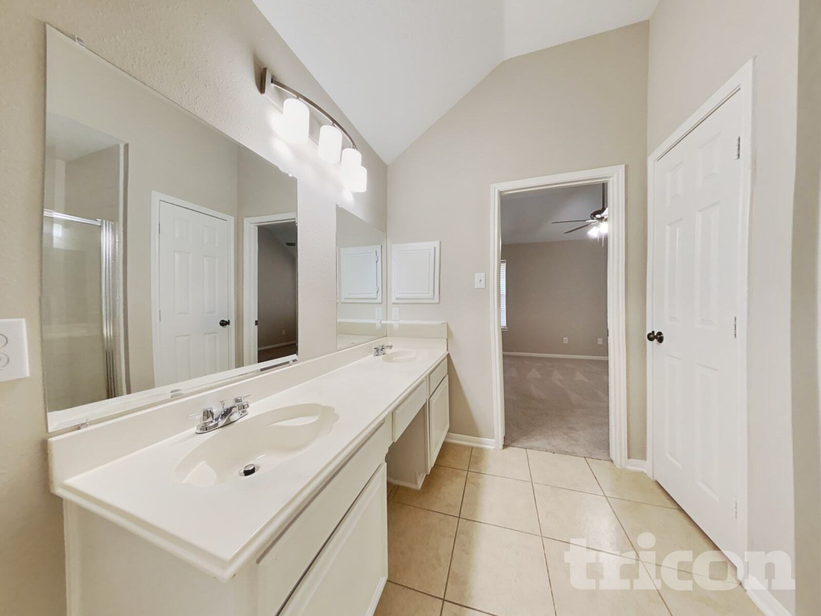 Building Photo - 7002 Echo Pines Dr