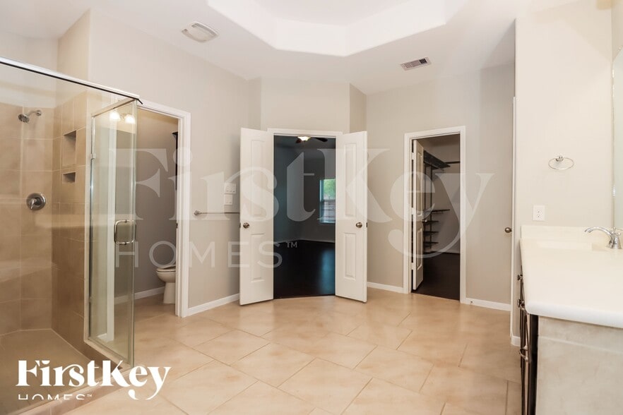 Building Photo - 5518 Glenfield Spring Ln