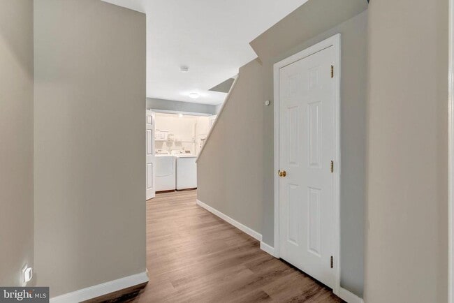 Building Photo - 5617 Gosling Dr