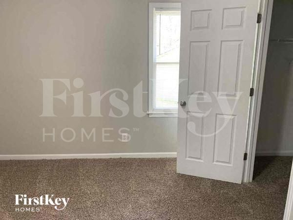 Building Photo - 2309 Westland Ml