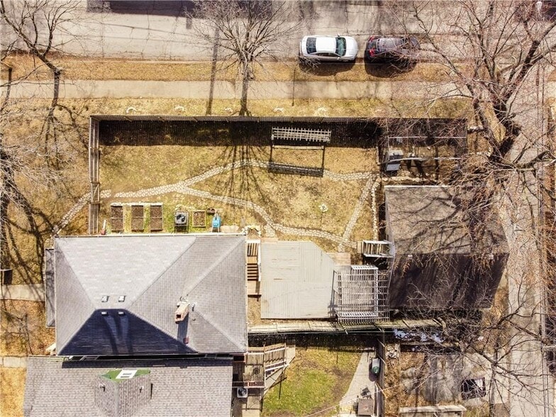 exterior (lot view) - 4244 Holmes St