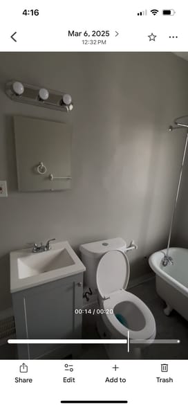 Bathroom - 4502 McGregor Ave