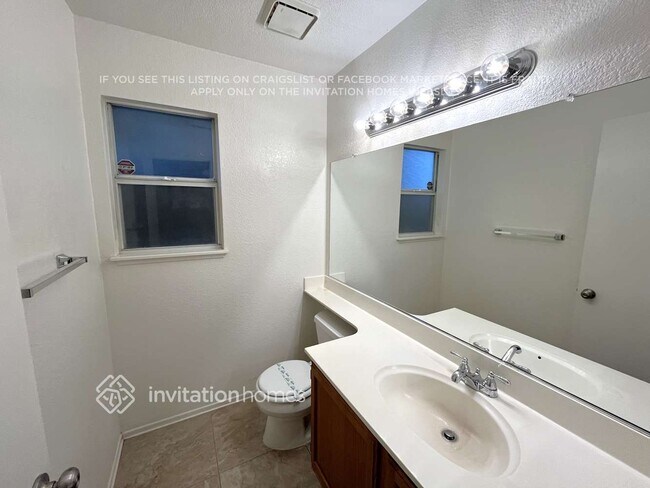 Building Photo - 1573 Owens Valley Dr