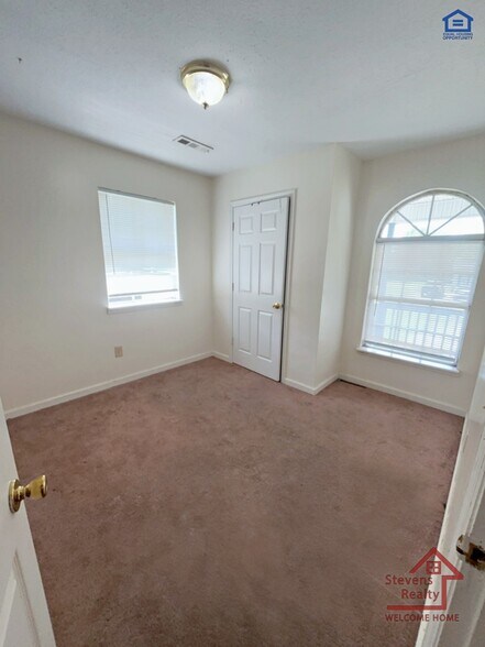 Building Photo - 173 Bybee Woods Dr