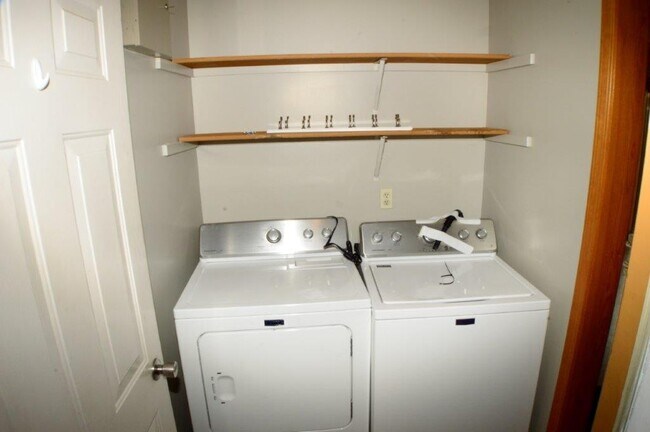 Building Photo - 12607 Stoneboro Ct