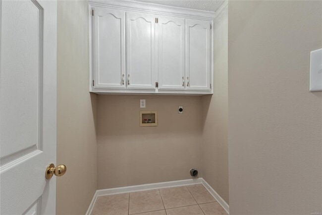 Building Photo - 1703 Pebble Creek Dr