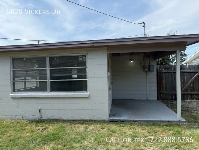 Building Photo - 5020 Vickers Dr