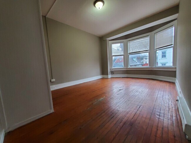 Building Photo - 209 N Eighth St