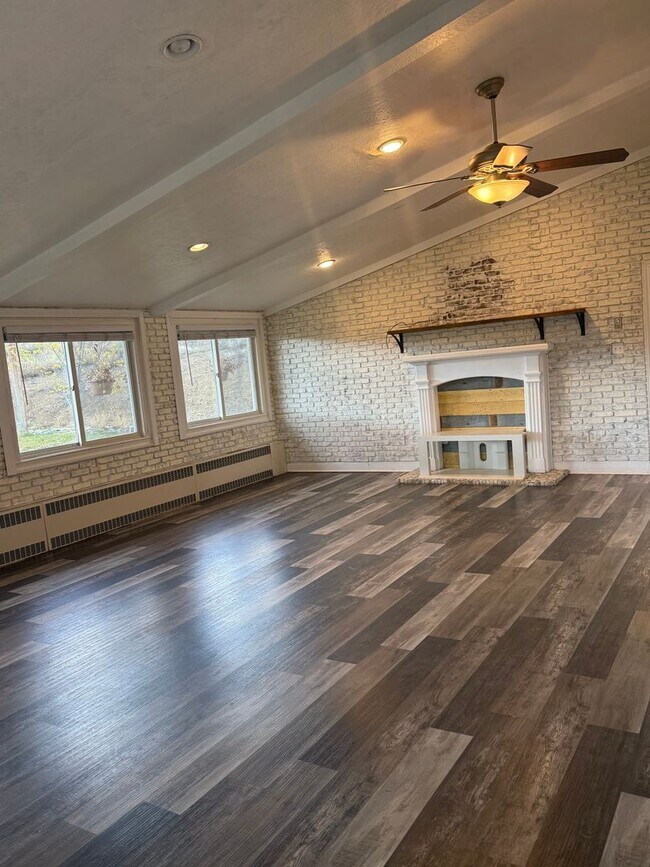 Building Photo - 28236 Co Rd H