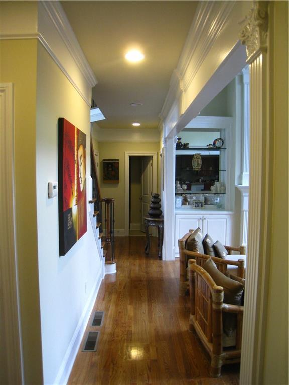 Building Photo - 9858 Talisman Dr