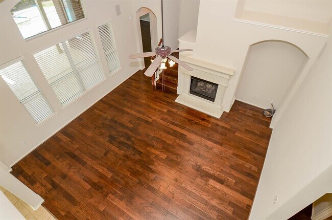 Building Photo - 2826 Firecrest Dr