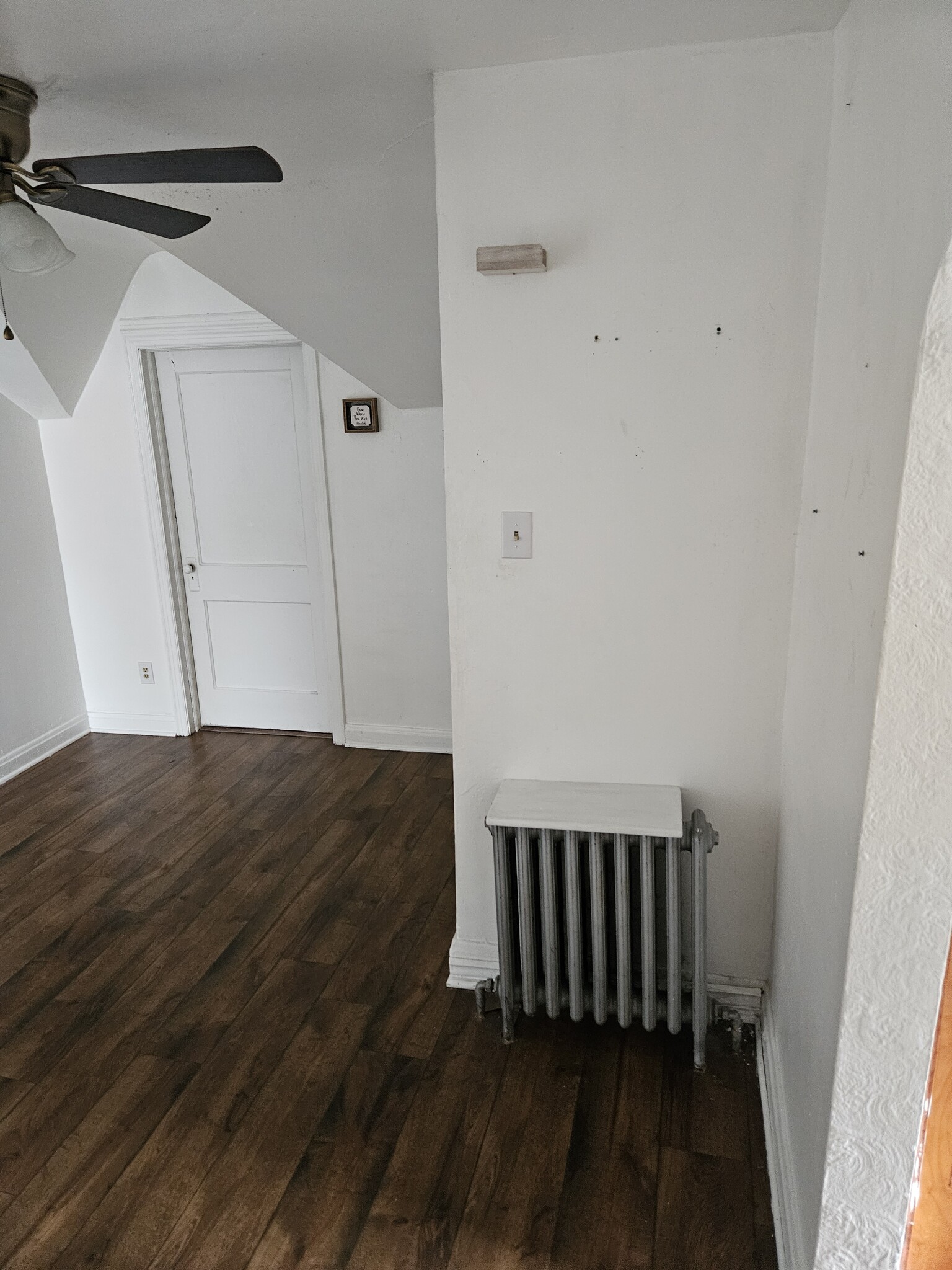 Building Photo - 113 Sellitti Ln