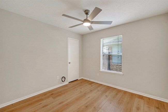Building Photo - 16514 Camino Del Sol Dr