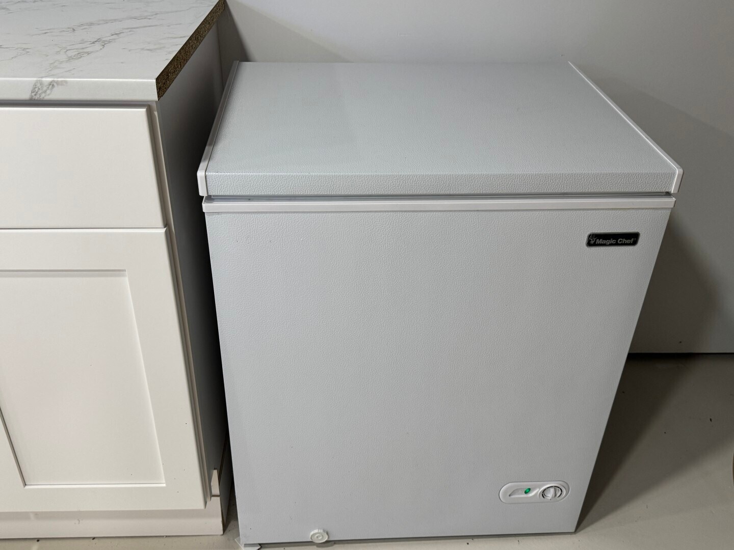 Building Photo - 2319 Pinehurst St