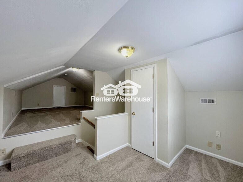 Building Photo - 1816 Blue Knob Rd