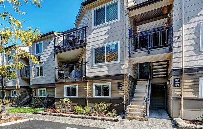 Primary Photo - 15819 Leary Wy