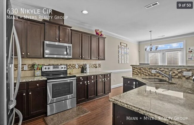 Building Photo - 630 Nikyle Cir