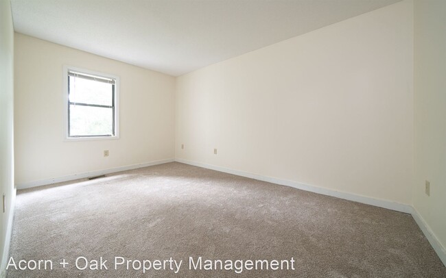 Building Photo - 3 br, 2.5 bath House - 15 Willow Bridge Dr